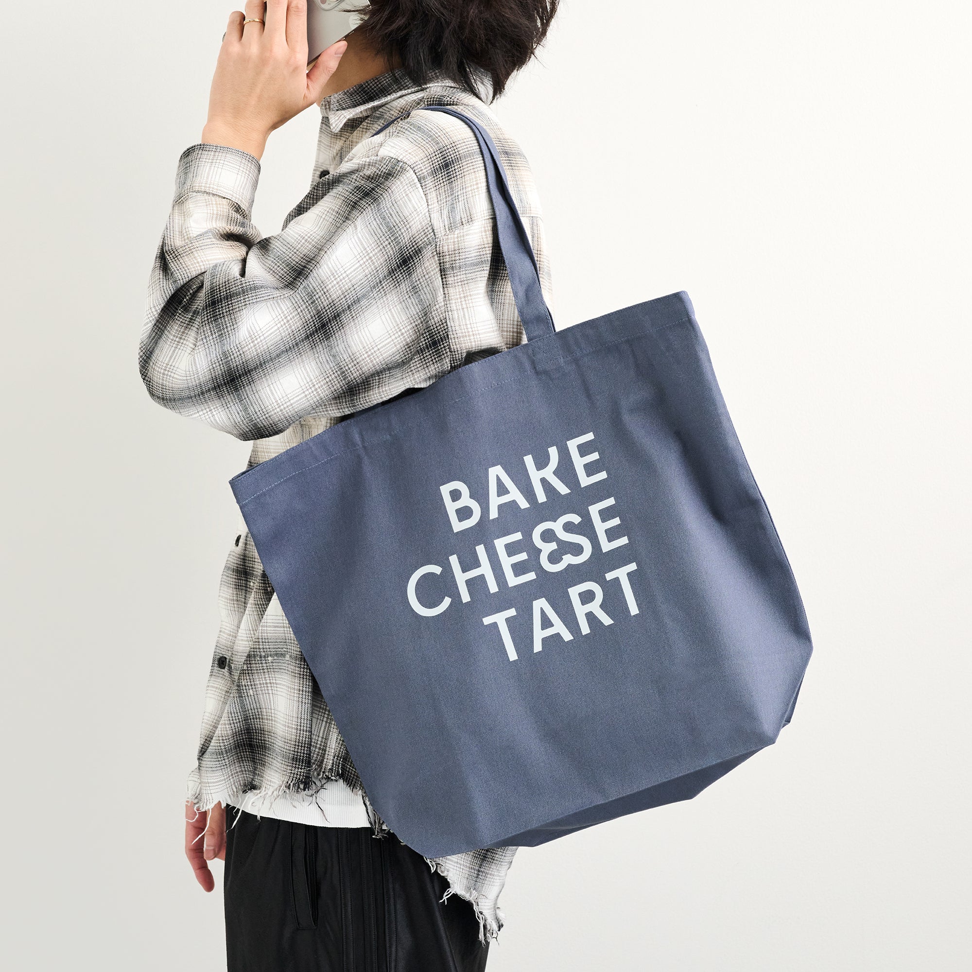 BAKE CHEESE TART ロゴトートバッグ