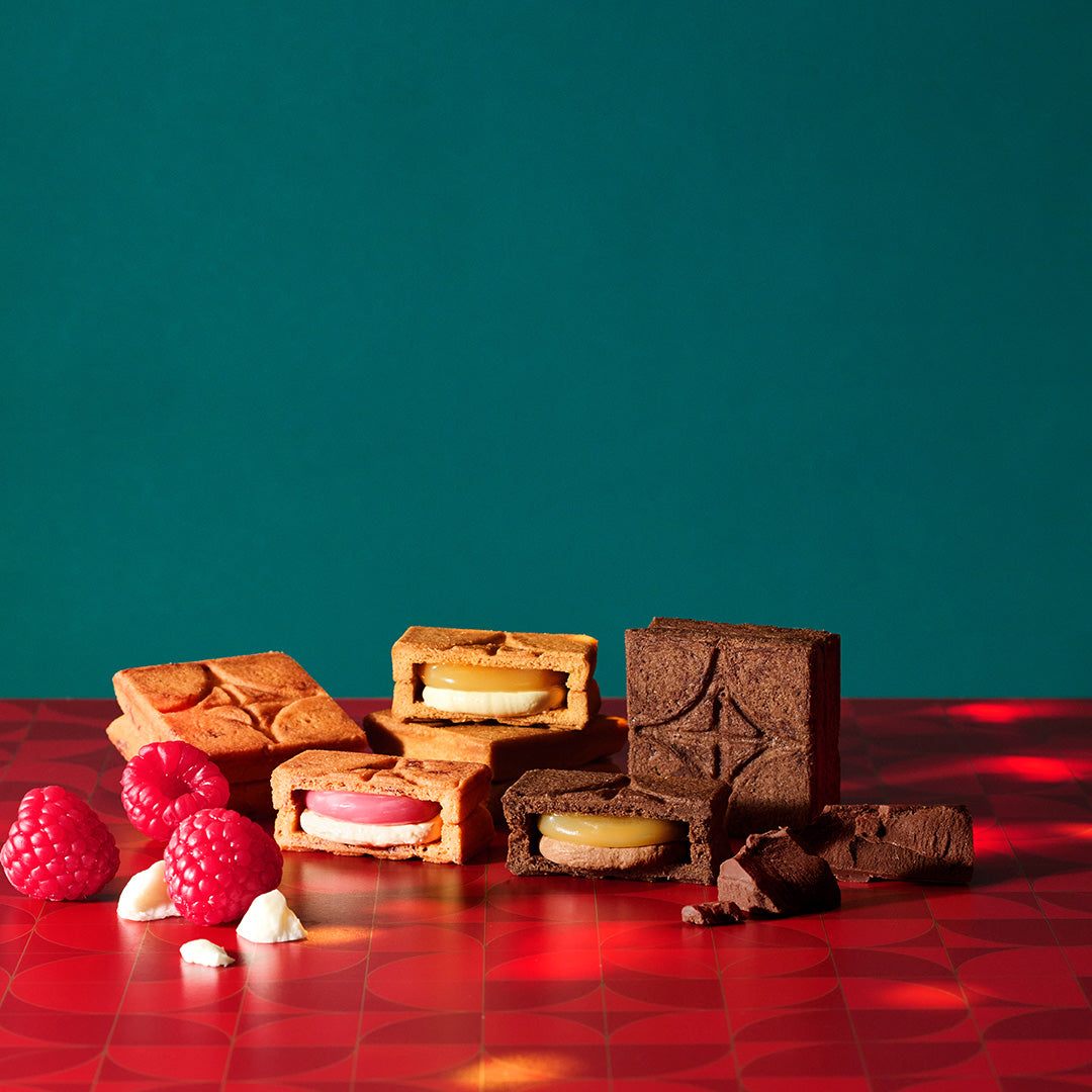 【季節限定デザイン】バターサンド3種セット贈り物〈チョコレート・ラズベリーホワイトショコラ〉15個入