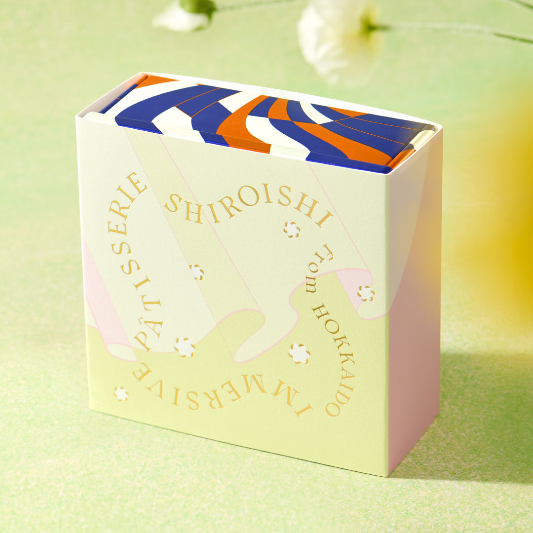 しろいし洋菓子店のクッキー缶~野花のスケッチ~