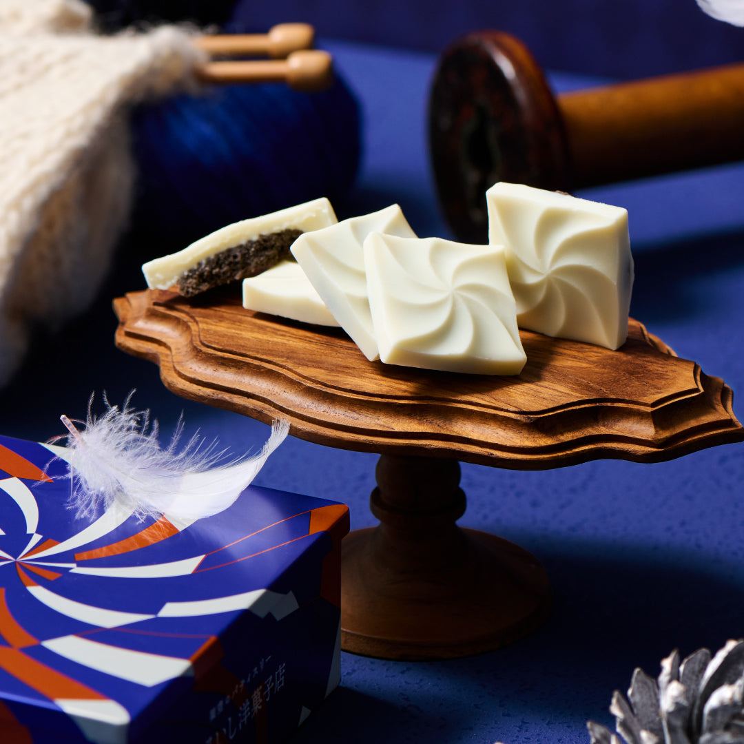 しろいし洋菓子店のショコラクッキー缶~雪降る街のちいさなおはなし~