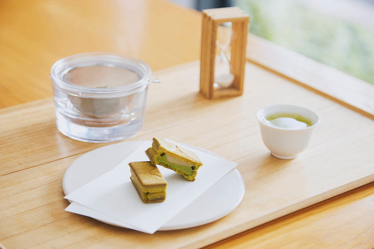 暮らしに彩りをもたらすお菓子とお茶の時間。「煎茶堂東京」に聞く、日本茶の楽しみ方【前編】